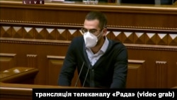 Трухін заявив, що під час дорожньої пригоди сильно вдарився головою