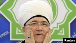 Оьрсийчоь -- Оьрсийчоьнан муфтийн кхеташонан гулам хилла Москох. Цигахь юха а цу кхеташонан гIантда хаьржина Гайнутдин Равиль.