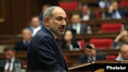 Վարչապետ Նիկոլ Փաշինյանը խորհրդարանում, արխիվ