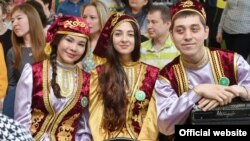 "Татар кызы-2016" һәм "Татар кызы-2016" бәйгеләрендә сайлап алу чарасы, 16 апрель, Чиләбе