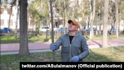 Фото взято с твиттер-страницы лидера фракции «Бир Бол» Алтынбека Сулайманова.