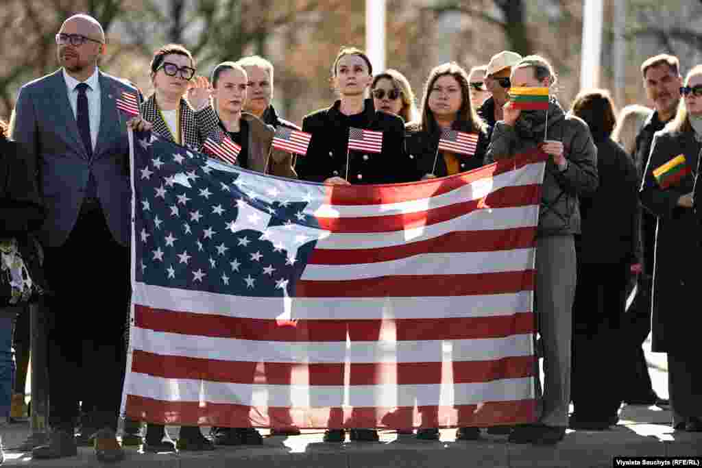 Разьвітаньне з амэрыканскімі вайскоўцамі, якія загінулі на палігоне. Вільня, 3 красавіка 2025 