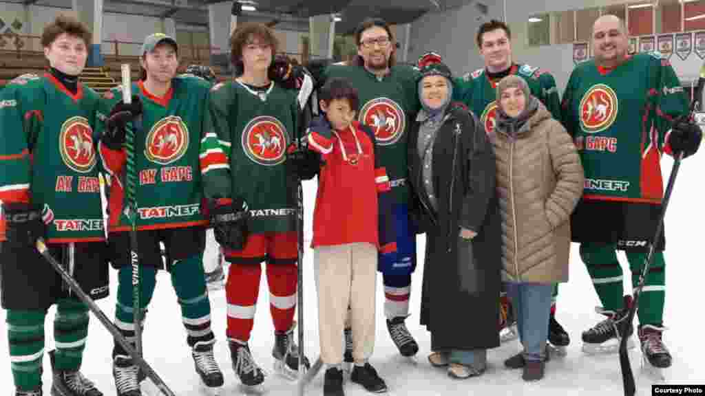 Канада хоккейчылары һәм җанатарлар