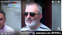 Член «Учредительного парламента» Алек Енигомшян (архив)