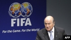 آخرين جلسه کميته اجرايی فيفا روز دو شنبه برگزار شد و نتايج آن در يک کنفرانس مطبوعاتی با حضور سپ بلاتر، رييس فيفا، اعلام شد.
