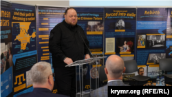 Ukrayina Yuqarı Radasınıñ reisi Ruslan Stefançuk Rigada sammitniñ açılışında. Latviya, 2024 senesi oktâbrniñ 23-ü