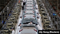 Возобновивший работу завод в Ухане