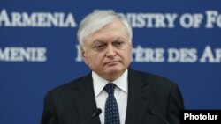И.о. министра иностранных дел Армении Эдвард Налбандян (архив)