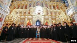 Митрополит Онуфрий и члены Священного Синода УПЦ (МП) во время избрания нового главы Украинской Церкви