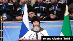 Салах Межиев