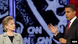 نظرسنجی های متعددی که در هفته های اخیر منتشر شده، سه نفر را در هر حزب دارای بخت بیشتر برای پیروزی می داند: از حزب جمهوریخواه: رودی جولیانی، جان مک کین و مایک هاکبی؛ و از حزب دموکرات: هیلاری کلینتون، باراک اوباما و جان ادواردز.