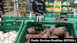 Минимальная зарплата в Украине – 4723 гривны, а установленная оккупационными администрациями – 2300 грн