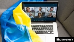 Все більше українців вирішують опанувати нову професію і отримувати значно вищу зарплату