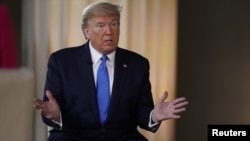 ԱՄՆ նախագահ Դոնալդ Թրամփը մասնակցում է Fox News հեռուստաալիքի՝ կորոնավիրուսի դեմ պայքարի հարցերին նվիրված հաղորդմանը, Վաշինգտոն, 3-ը մայիսի, 2020թ.