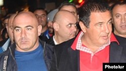 Էդուարդ Բաբայան, գագիկ Ծառուկյան, արխիվ