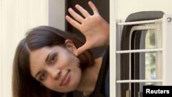 نادژدا تولوکنيکووا، یکی از اعضای پوسی رایت در دادگاه