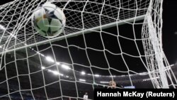 У головному клубному футбольному турнірі Європи розпочалася стадія 1/8 фіналу