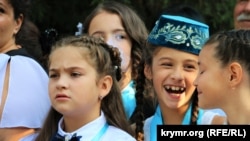 Перший дзвоник у Бахчисарайській школі, окупований Крим, 2015 рік