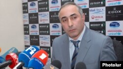 Զբաղվածության պետական ծառայության պետի տեղակալ Արտակ Սիմոնյանը: