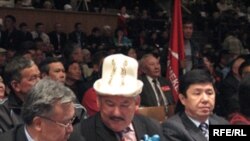 Қирғиз мухолифати лидерлари мамлакатдаги мухолифатчиларнинг 70 фоизига қарши жиноят ишлари очилганини қайд этадилар.