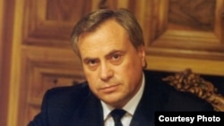 Анатол Стати. 