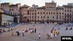 Сієна, площа Кампо