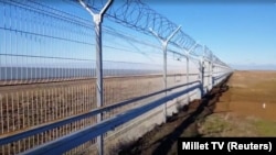 Крым ад кантынэнтальнай Украіны аддзяляе 60-кілямэтровая агароджа