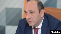 Министр экономического развития и инвестиций Сурен Караян, Ереван, 18 октября 2017 г.