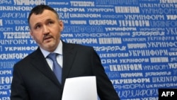 У ДБР кажуть, що депутат напередодні і після початку повномасштабного вторгнення РФ «розміщував у ЗМІ пропагандистські матеріали на шкоду Україні»