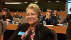 آخرین گفت‌وگوی گیتی پورفاضل از امضاکنندگان نامه برکناری خامنه‌ای