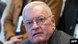 Наразі в рамках двох етапів обміну до України з російського полону повернулися 697 людей