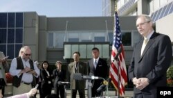 مذاکره کننده ارشد آمریکا درباره برنامه هسته ای کره شمالی می گوید که پیونگ یانگ همچنان در لیست حامیان تروریسم است.