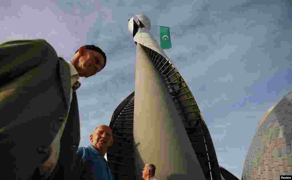 Мәчетнең 24 метрлы манарасы