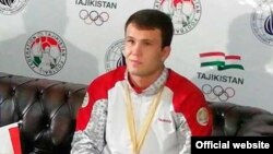 Баҳодур Усмонов, муштзани маъруфи тоҷик. 