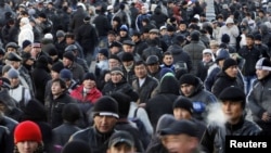 Муҳоҷирони корӣ аз Осиёи Марказӣ дар Русия. Акс аз бойгонӣ.