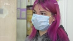 Дев'ятнадцятирічні медики на передовій проти COVID-19. У Харкові студентів беруть працювати у коронавірусні лікарні (відео)