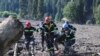 Число погибших при оползне на курорте в Грузии достигло 17