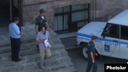 Armenia - Andrias Ghukasyan is being brought to the Court of Appeal, 24Aug, 2016