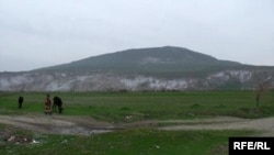 Кони бузурги намаки Хоҷа Муъмин дар ҷануби Тоҷикистон