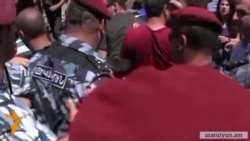 Ոստիկաններն անհամաչափ ուժ են կիրառել ցուցարարների նկատմամբ․ ՄԻՊ