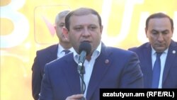 Тарон Маркарян