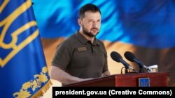 Від початку широкомасштабної війни Росії проти України, як зазначив Володимир Зеленський, загинуло 32 працівники українських та іноземних медіа