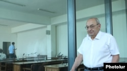 Вазген Манукян