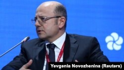 Ադրբեջանի էներգետիկայի նախարար Փարվիզ Շահբազով, արխիվ