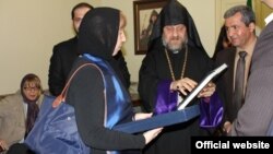 Иран - Баронесса Кэтрин Эштон в армянской церкви Новой Джуги, 10 марта 2014 г. 