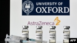 Вакцына AZD1222 распрацоўвалася кампаніяй AstraZeneca сумесна з навукоўцамі з Оксфардзкага ўнівэрсытэту