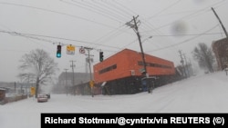 Сполучені Штати Америки накрила потужна снігова буря, стихія призвела до загибелі щонайменше чотирьох людей