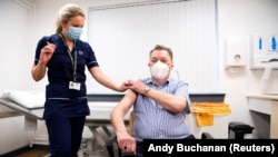 Vakcinisanje cjepivom Oxford-AstraZeneca, Velika Britanija