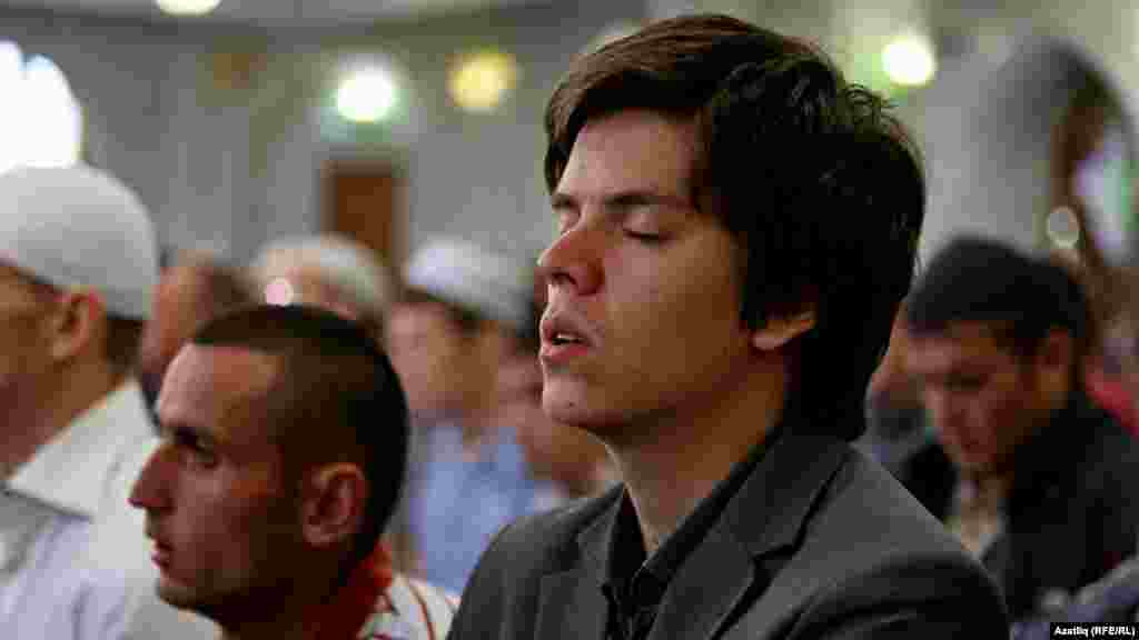 Кол Шәриф мәчетендәге гаеткә килгән яшь егет