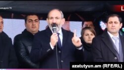 Никол Пашинян на предвыборном митинге блока «Мой шаг» в Веди, 3 декабря 2018 г.